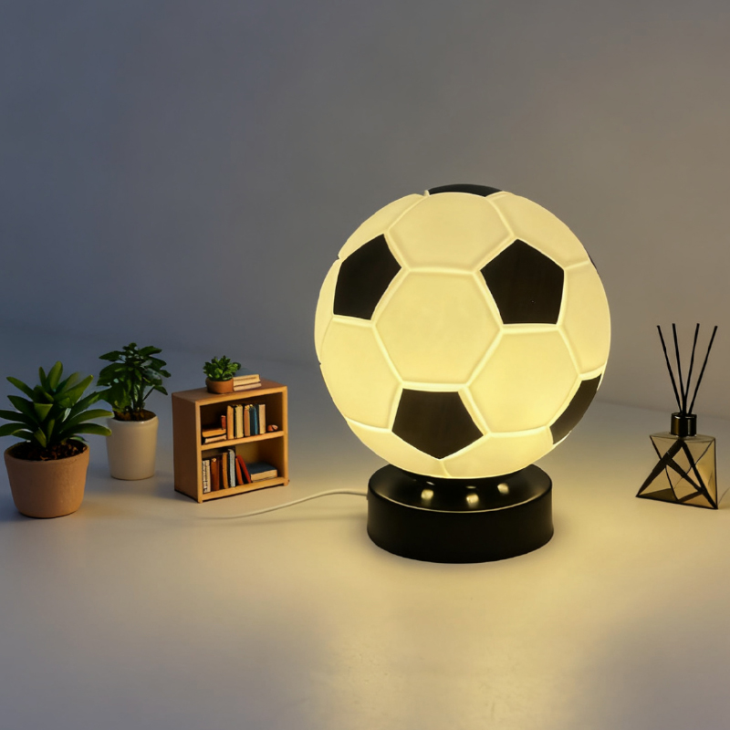 Desk Lamp Led - Lampu Meja Hadiah Kreatif LED Sepak